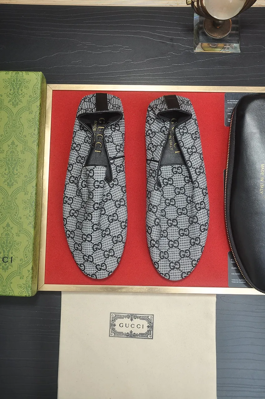 Men's men's shoes💰460💶[GUCCI Gucci] Men's wallet shoes🇮🇹Official website original 1:1 mold opening, original quality💯The upper is made of imported cowhide and Gucci original fabric➕Breathable cotton sheep lining, fine workmanship, high-end atmosphere. Has a fashionable and exemplary look. Rubber wear-resistant and anti-slip outsole. Code number: 38-44